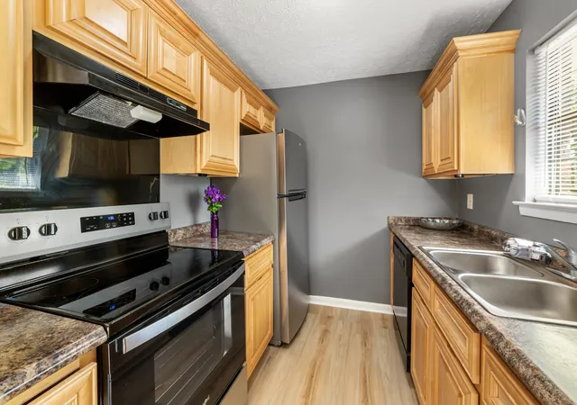 Photo 2 of Single family home for sale at 4617 Woodview Cir, Old Hickory, TN 37138 | MLS# 3602869 | Listing updated on 2026-10-05