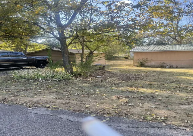 Photo 3 of Manufactured home for sale at 55 Stafford Ln, Saltillo, TN 38370 | MLS# 3598397 | Listing updated on 2026-10-09