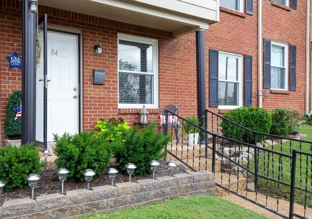 Photo 3 of Townhouse for sale at 5510 Country Dr #84, Nashville, TN 37211 | MLS# 3598531 | Listing updated on 2026-10-06
