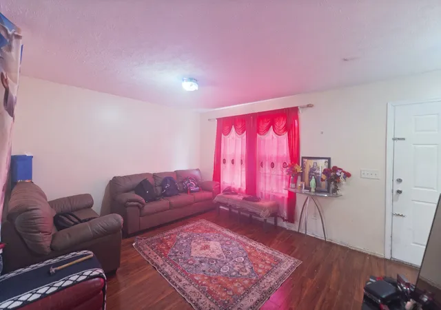 Photo 3 of Single family home for sale at 5649 Dory Dr, Antioch, TN 37013 | MLS# 3613056 | Listing updated on 2026-10-11