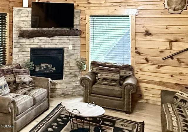 Photo 3 of Single family home for sale at 2251 Upper Middle Crk #L12, Sevierville, TN 37876 | MLS# 3598427 | Listing updated on 2026-09-24