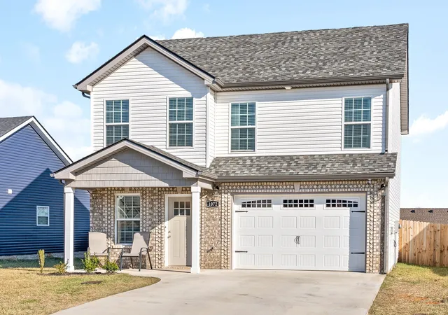 Photo 2 of Single family home for sale at 1072 Dublin Dr, Clarksville, TN 37042 | MLS# 3598570 | Listing updated on 2026-09-24