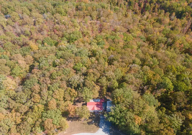 Photo 2 of Manufactured home for sale at 1832 Marina Ridge Rd, Holladay, TN 38341 | MLS# 3599024 | Listing updated on 2026-09-24
