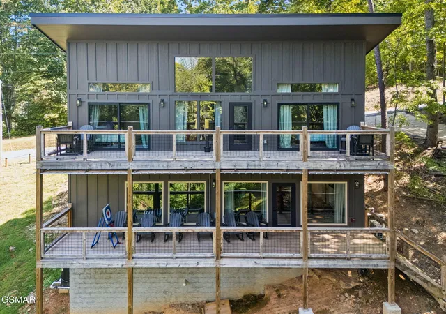 Photo 3 of Single family home for sale at 2241 E View Dr, Sevierville, TN 37876 | MLS# 3598448 | Listing updated on 2026-09-24