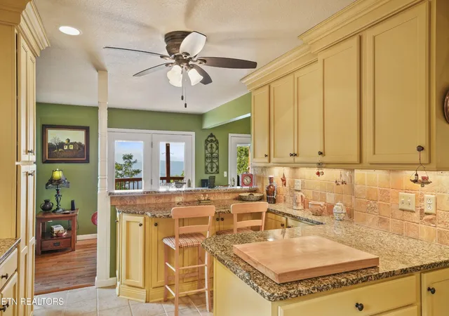 Photo 3 of Single family home for sale at 954 Pawnee Ct, Sevierville, TN 37876 | MLS# 3598471 | Listing updated on 2026-09-24