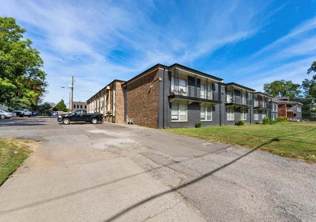 Photo 2 of Condo for sale at 45 N Belvedere Blvd #108, Memphis, TN 38104 | MLS# 3598475 | Listing updated on 2026-09-24