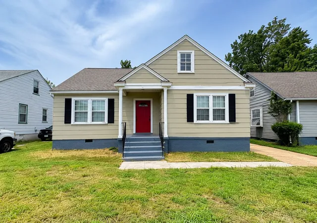 Photo 1 of Single family home for sale at 1019 University St, Memphis, TN 38107 | MLS# 3599313 | Listing updated on 2026-09-25