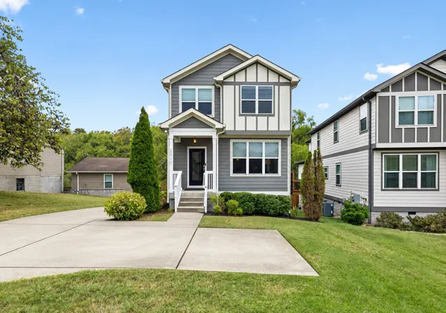 Photo 1 of Single family home for sale at 2610 Brittany Dr, Nashville, TN 37206 | MLS# 3598657 | Listing updated on 2026-10-04