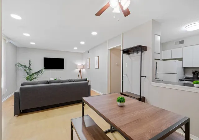 Photo 2 of Condo for sale at 108 N Belvedere Blvd #18, Memphis, TN 38104 | MLS# 3598479 | Listing updated on 2026-09-24