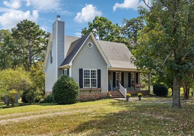 Photo 3 of Single family home for sale at 491 Hillview Dr, Lawrenceburg, TN 38464 | MLS# 3603108 | Listing updated on 2026-10-04