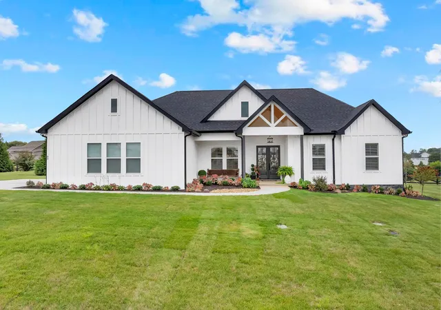 Single family home for sale at 93 Windjammer Ct, Winchester, TN 37398 | MLS# 3599157