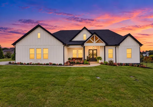 Photo 3 of Single family home for sale at 93 Windjammer Ct, Winchester, TN 37398 | MLS# 3599157 | Listing updated on 2026-09-25