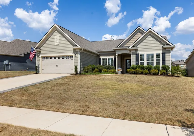 Photo 2 of Single family home for sale at 5024 Lincoln Gln, Spring Hill, TN 37174 | MLS# 3598511 | Listing updated on 2026-09-25