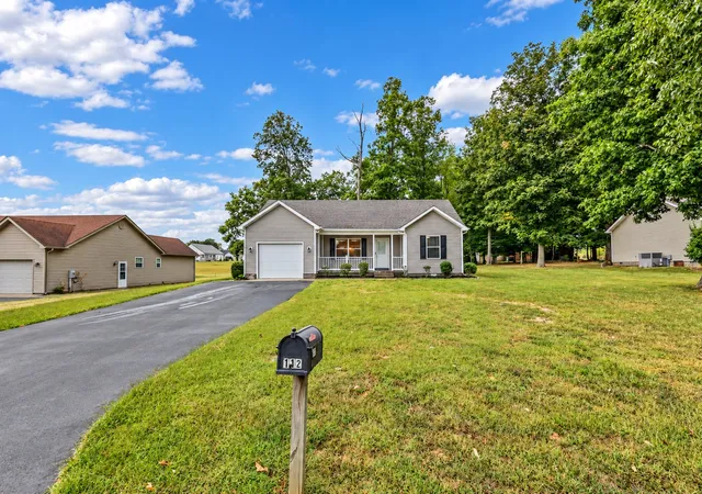 Photo 1 of Single family home for sale at 112 Riverbend Dr, Elkton, KY 42220 | MLS# 3615678 | Listing updated on 2026-10-19