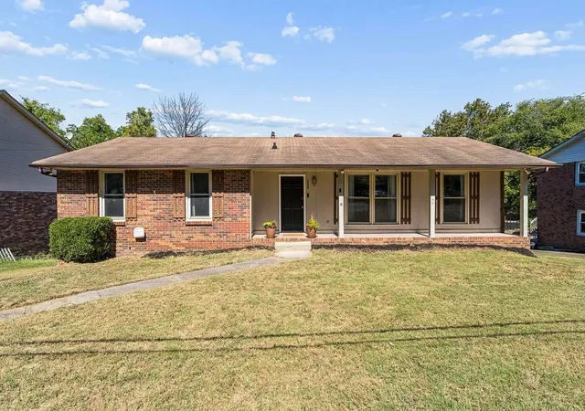 Photo 1 of Single family home for sale at 1245 N Graycroft Ave, Madison, TN 37115 | MLS# 3598891 | Listing updated on 2026-10-03