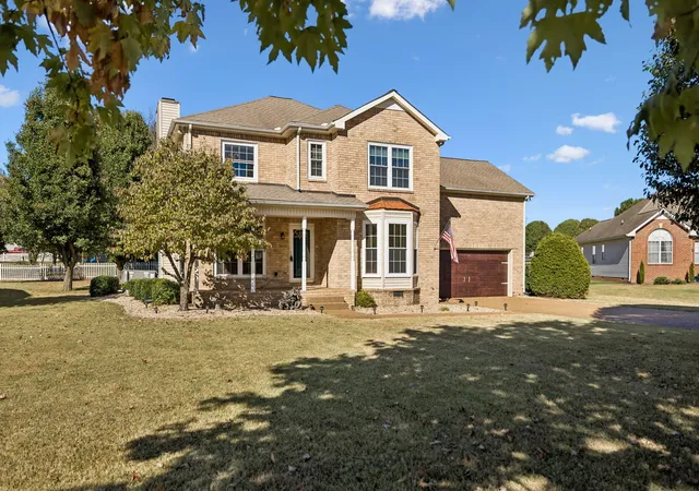 Photo 2 of Single family home for sale at 2120 Iroquois Ct, Thompsons Station, TN 37179 | MLS# 3598656 | Listing updated on 2026-10-08