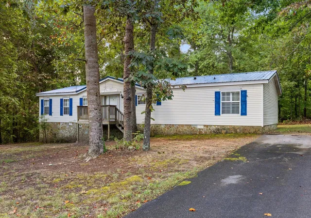 Photo 1 of Manufactured home for sale at 860 Ponderosa Dr, Soddy Daisy, TN 37379 | MLS# 3598540 | Listing updated on 2026-09-24