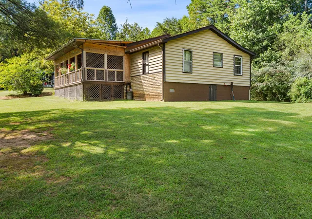 Photo 1 of Single family home for sale at 44 Little Wolf Crk Rd, Murphy, NC 28906 | MLS# 3598592 | Listing updated on 2026-09-24