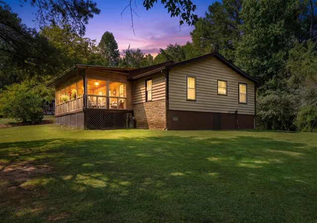 Photo 2 of Single family home for sale at 44 Little Wolf Crk Rd, Murphy, NC 28906 | MLS# 3598592 | Listing updated on 2026-09-24