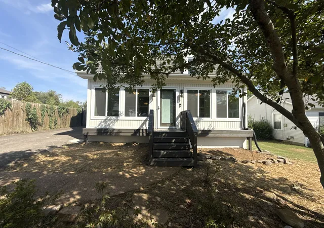 Photo 1 of Single family home for sale at 5914 Deal Ave, Nashville, TN 37209 | MLS# 3598566 | Listing updated on 2026-10-01