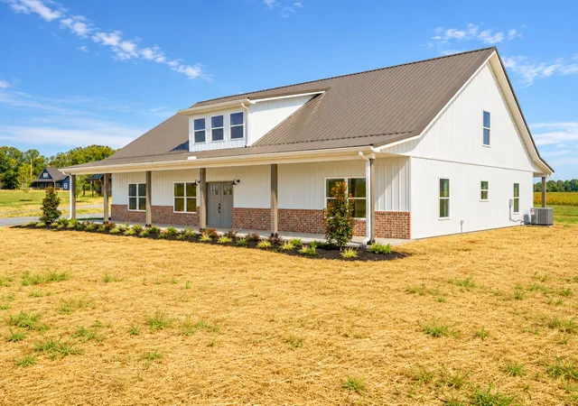 Photo 3 of Single family home for sale at 4678 William Woodard Rd, Springfield, TN 37172 | MLS# 3598618 | Listing updated on 2026-09-26