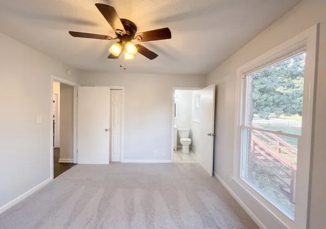 Photo 3 of Single family home for sale at 402 Jordan Rd, Clarksville, TN 37042 | MLS# 3598582 | Listing updated on 2026-09-24