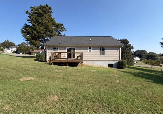 Photo 4 of Single family home for sale at 1303 St Hubbins Dr, La Vergne, TN 37086 | MLS# 3598589 | Listing updated on 2026-09-24