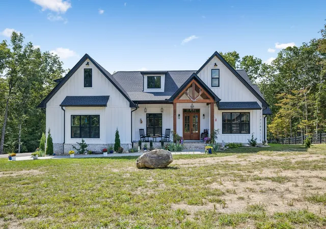 Photo 3 of Single family home for sale at 382 Annabelle Way, Jamestown, TN 38556 | MLS# 3610494 | Listing updated on 2026-10-05