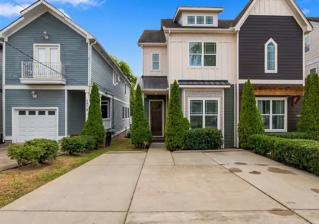 Photo 1 of Single family home for sale at 409a Theresa Ave, Nashville, TN 37205 | MLS# 3598834 | Listing updated on 2026-10-08