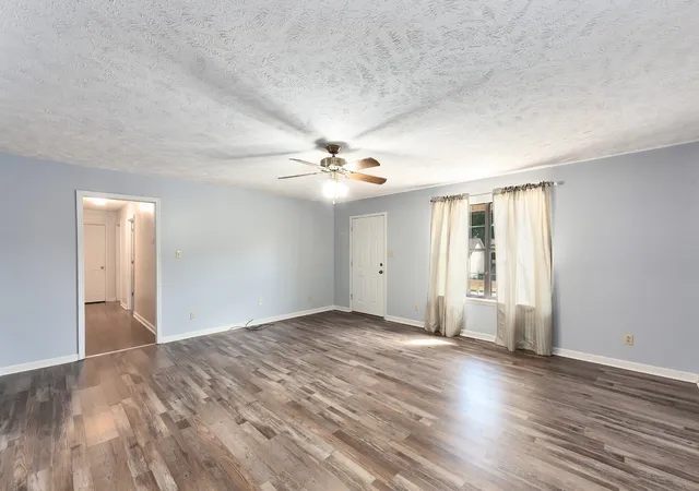 Photo 2 of Single family home for sale at 23 Roxy Cv, Jackson, TN 38301 | MLS# 3604027 | Listing updated on 2026-10-01