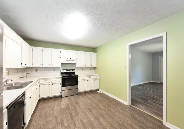 Photo 4 of Single family home for sale at 23 Roxy Cv, Jackson, TN 38301 | MLS# 3604027 | Listing updated on 2026-10-01