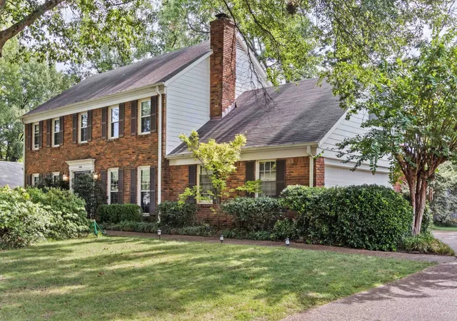 Photo 3 of Single family home for sale at 1468 Holw Frk Cv, Germantown, TN 38138 | MLS# 3598632 | Listing updated on 2026-10-08