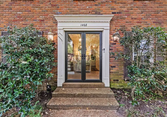 Photo 3 of Single family home for sale at 1468 Holw Frk Cv, Germantown, TN 38138 | MLS# 3598632 | Listing updated on 2026-10-08