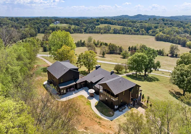 Single family home for sale at 1554 Latimer Ln, Hendersonville, TN 37075 | MLS# 3603392