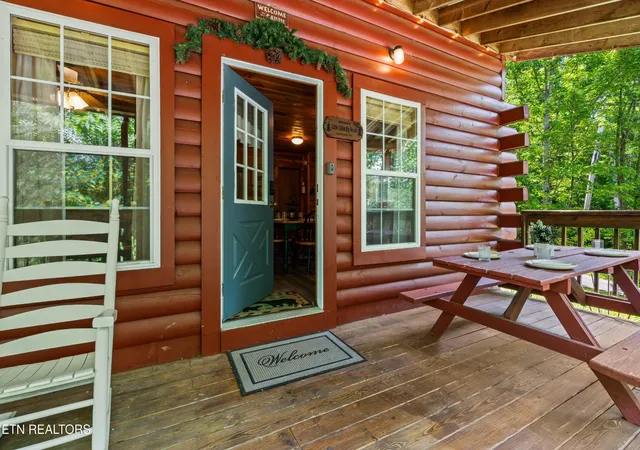 Photo 1 of Single family home for sale at 1830 Cherry View Ln, Sevierville, TN 37876 | MLS# 3598645 | Listing updated on 2026-09-24