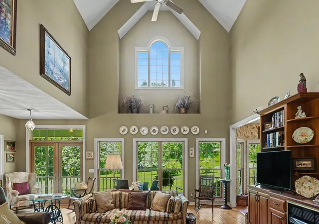 Photo 3 of Single family home for sale at 521 Ellis Ln, Springville, TN 38256 | MLS# 3598697 | Listing updated on 2026-09-24