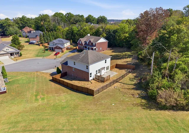 Photo 2 of Single family home for sale at 2110 Oaksprings Pl, Mount Juliet, TN 37122 | MLS# 3610541 | Listing updated on 2026-10-04