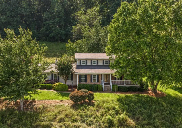 Photo 3 of Single family home for sale at 1578 Old Ringgold Rd, Rocky Face, GA 30740 | MLS# 3598689 | Listing updated on 2026-09-24