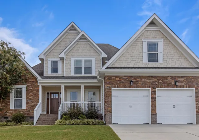 Photo 3 of Single family home for sale at 8004 Perfect View, Ooltewah, TN 37363 | MLS# 3598691 | Listing updated on 2026-10-04