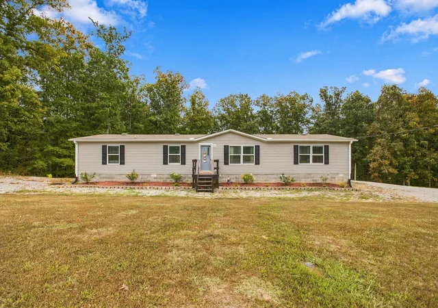 Photo 3 of Manufactured home for sale at 148 Northview Rd, Hohenwald, TN 38462 | MLS# 3598710 | Listing updated on 2026-09-28