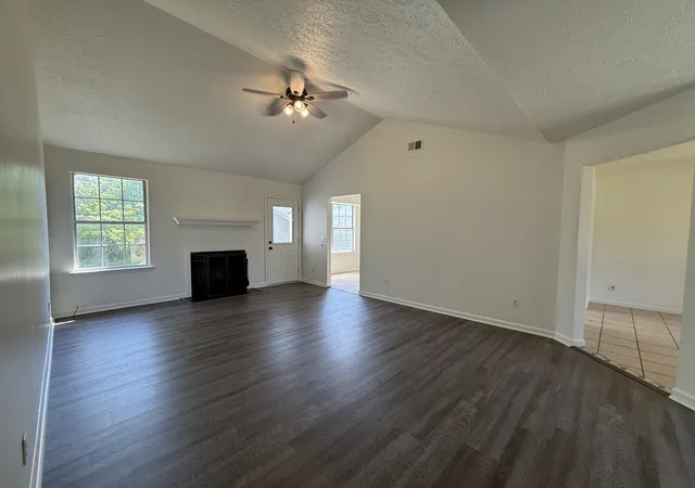 Photo 4 of Single family home for sale at 7548 Chadwick Dr, Murfreesboro, TN 37129 | MLS# 3601584 | Listing updated on 2026-09-26