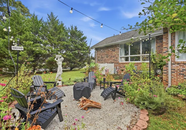 Photo 3 of Single family home for sale at 521 Winding Ln, Sparta, TN 38583 | MLS# 3598750 | Listing updated on 2026-09-24
