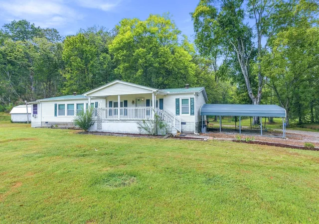 Photo 2 of Manufactured home for sale at 5898 Highway 100 W, Pleasantville, TN 37033 | MLS# 3599387 | Listing updated on 2026-09-29