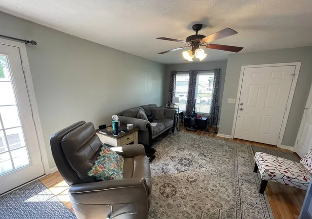 Photo 3 of Single family home for sale at 1007 Mallory Ln, Spring Hill, TN 37174 | MLS# 3598780 | Listing updated on 2026-10-07