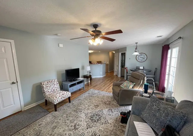 Photo 4 of Single family home for sale at 1007 Mallory Ln, Spring Hill, TN 37174 | MLS# 3598780 | Listing updated on 2026-10-07