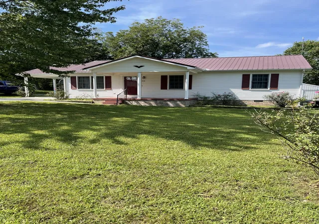 Photo 1 of Single family home for sale at 224 Wesley St, Tullahoma, TN 37388 | MLS# 3598752 | Listing updated on 2026-09-24