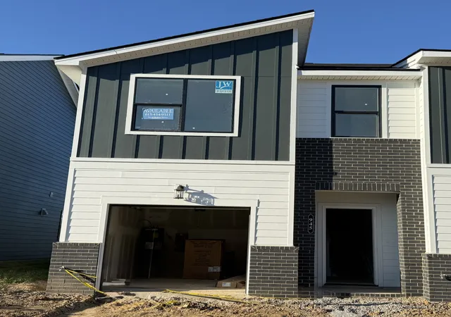 Photo 1 of Townhouse for sale at 945 Tellico St, Gallatin, TN 37066 | MLS# 3598753 | Listing updated on 2026-09-25