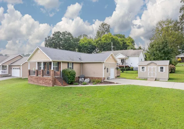 Photo 1 of Single family home for sale at 339 Foothills Dr, Dayton, TN 37321 | MLS# 3598786 | Listing updated on 2026-09-24