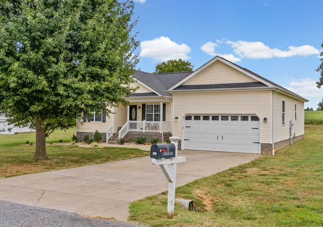 Photo 4 of Sale Pending at 166 Melrose Ln, Cadiz, KY 42211 | MLS# 3598784 | Listing updated on 2026-10-06