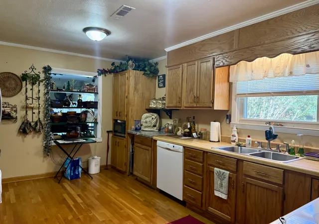 Photo 3 of Single family home for sale at 126 Roosevelt Rd, Mc Minnville, TN 37110 | MLS# 3612796 | Listing updated on 2026-10-08